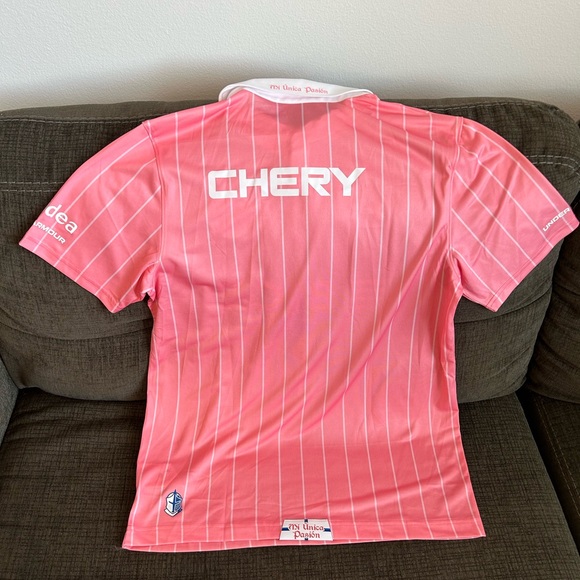 Under Armour Authentic Universidad Catolica Chile Soccer Pink Jersey Men’s Sz: M - Picture 7 of 8